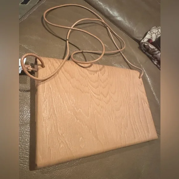 iRose Japan Woodgrain leather look tan Clutch Bag - Picture 5 of 6